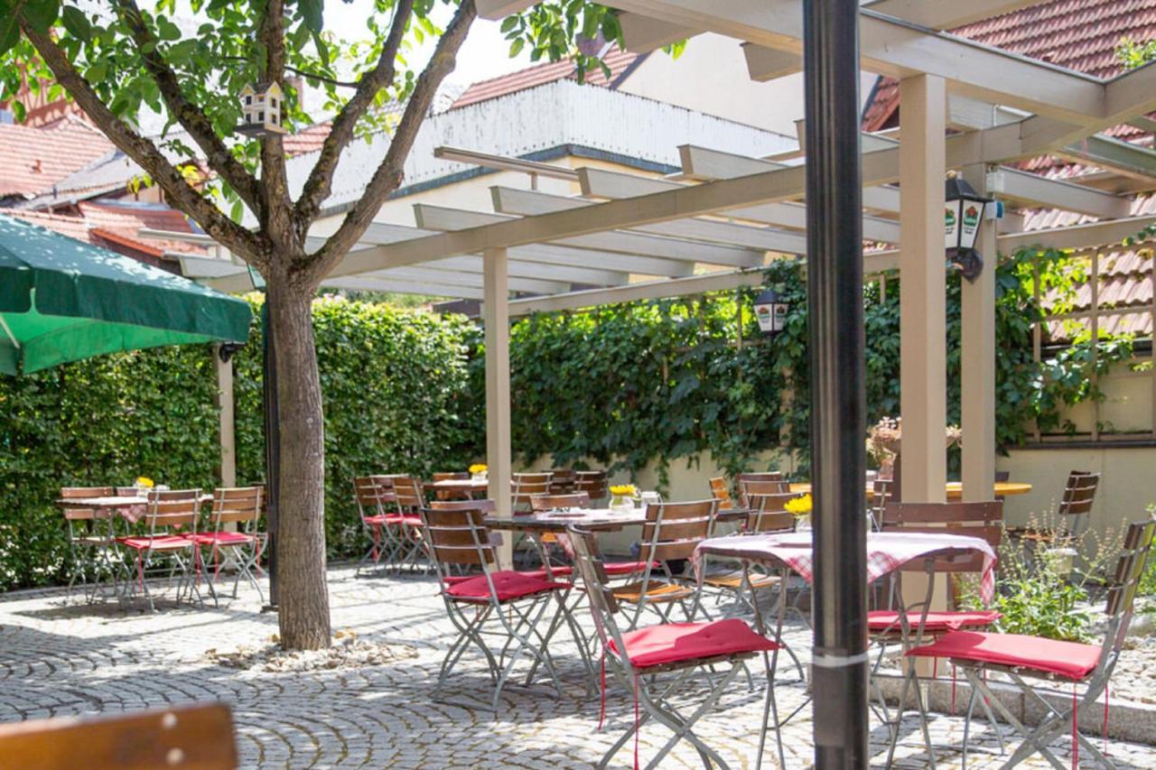 Herrenschenke-Cafe Eiring Königsberg in Bayern Екстериор снимка
